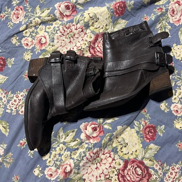 8M Jessica simpson dark brown buckle riding boots - Picture 4 of 4